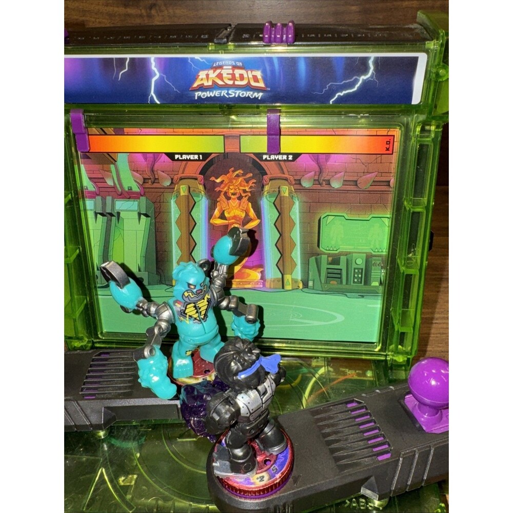 ~Tested~Akedo Ultimate BATTLE ARENA Arcade WARRIORS Playset with 2 Figures - Picture 6 of 10